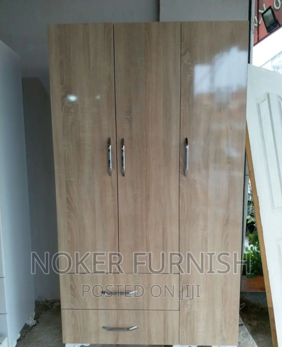 Home Wardrobe 3doors With Drawers