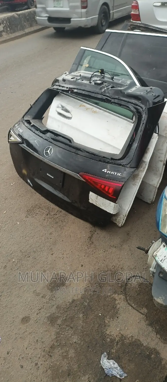 2021 Model Mercedes Benz GLE 450 Boot