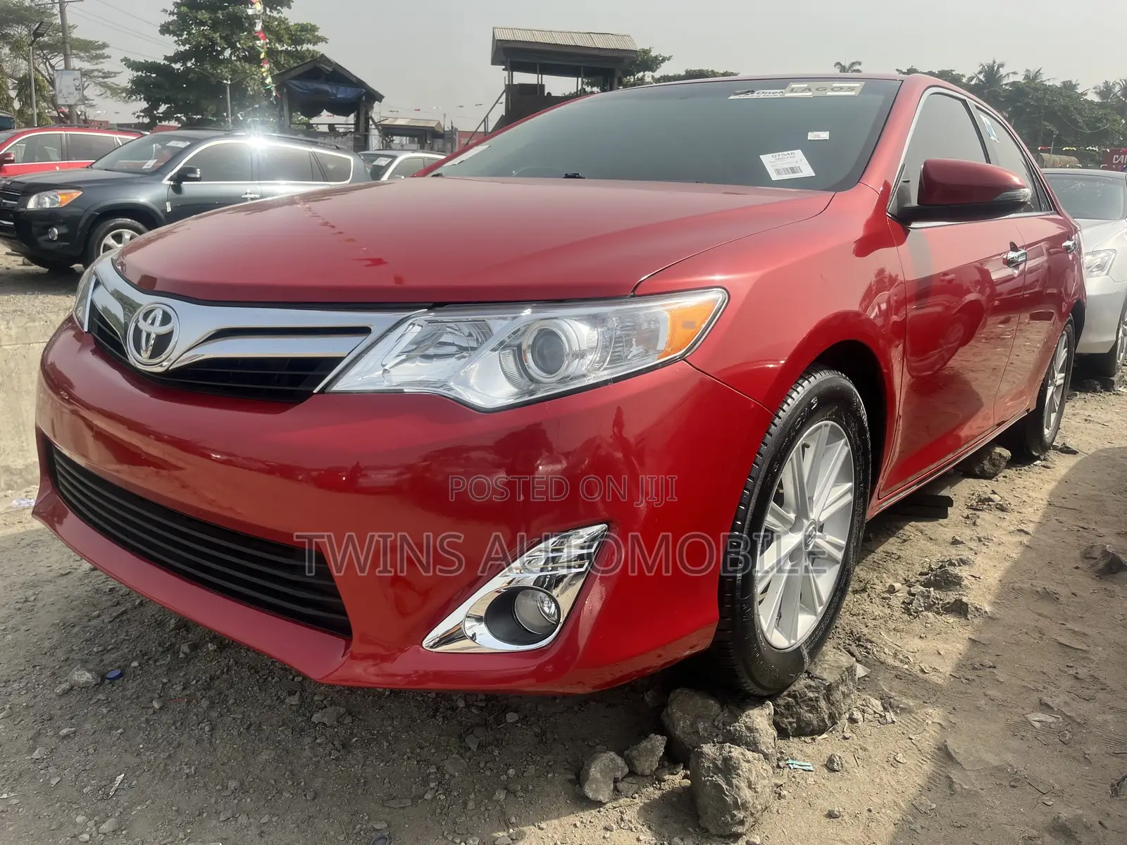 Toyota Camry LE 4dr Sedan (2.5L 4cyl 6A) 2013 Red