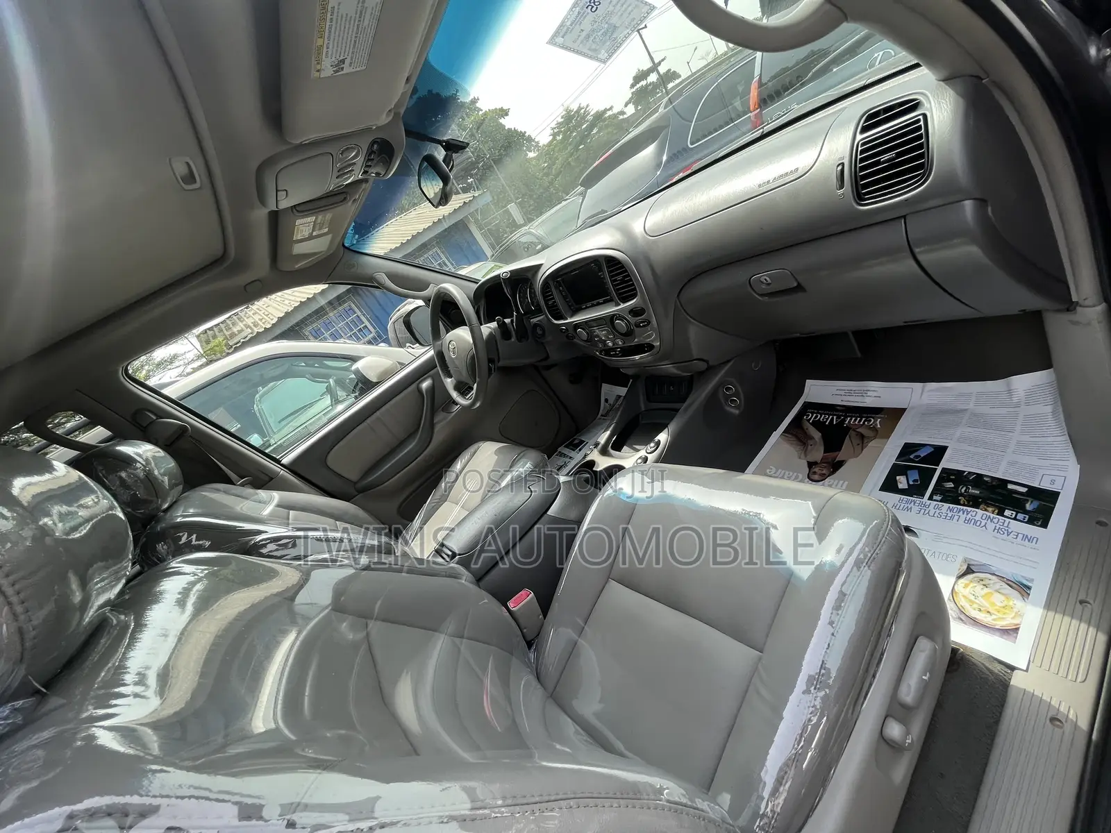 Toyota Sequoia 2005 Gray