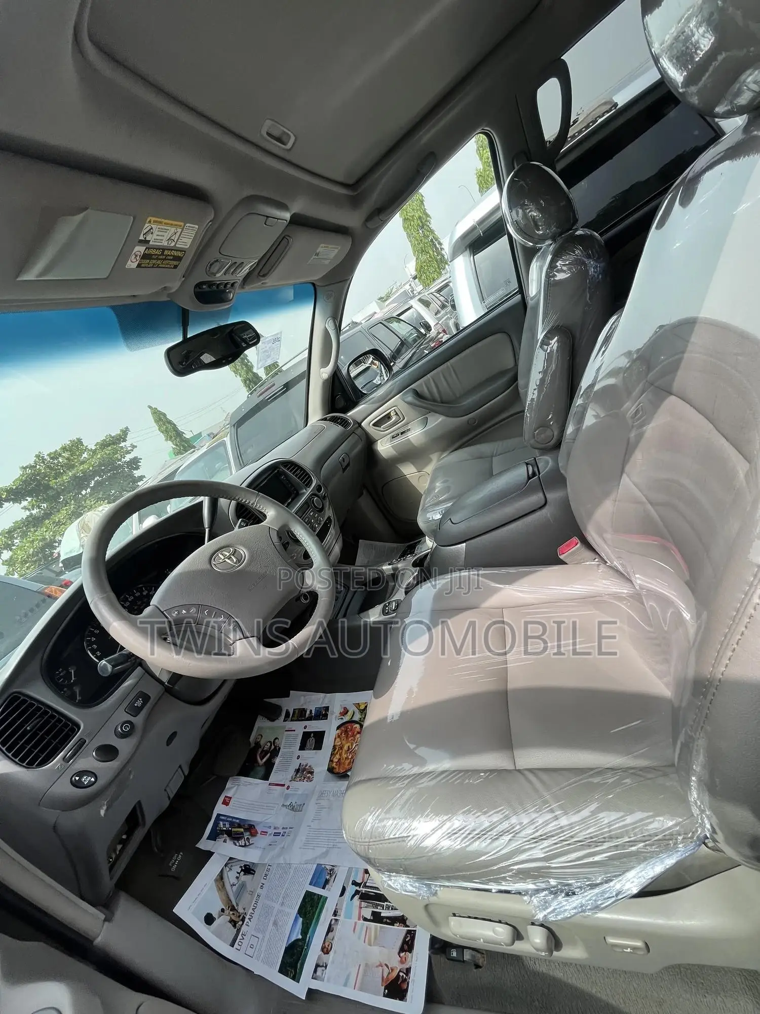Toyota Sequoia 2005 Gray