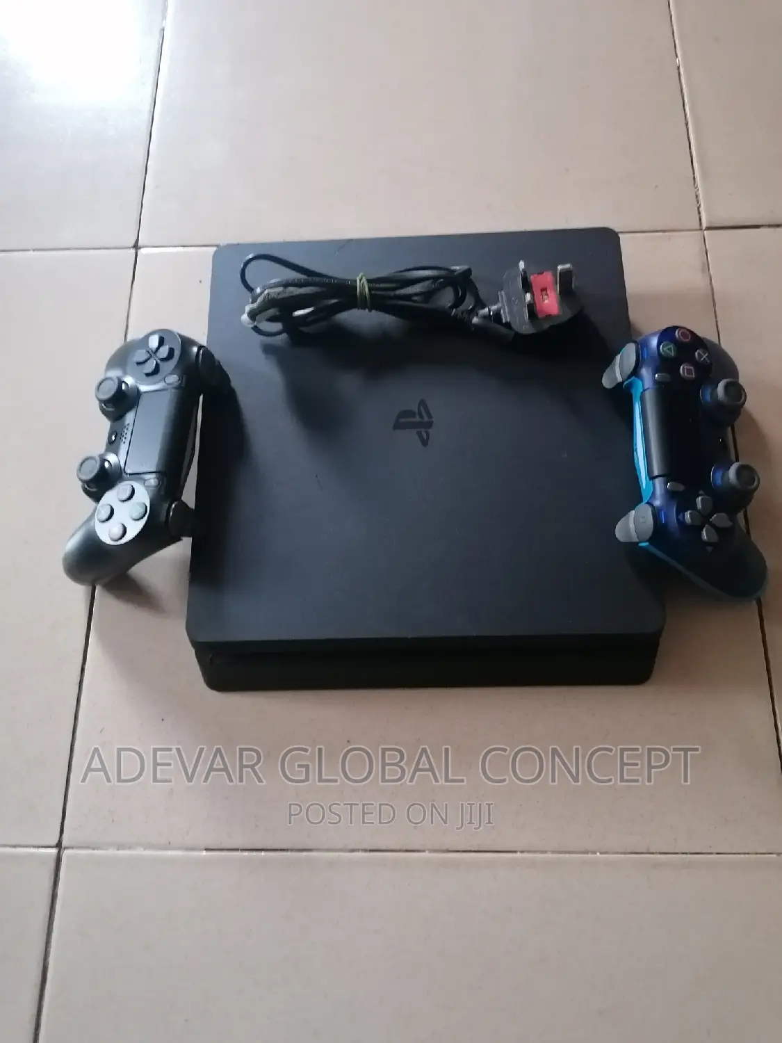Uk Playstation 4 Slim Console 500gb With Downloaded Games