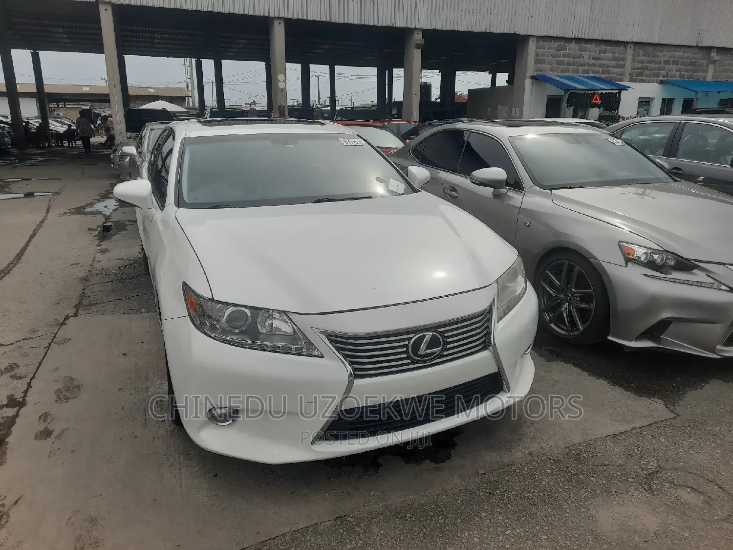 Lexus ES 350 FWD 2013 White
