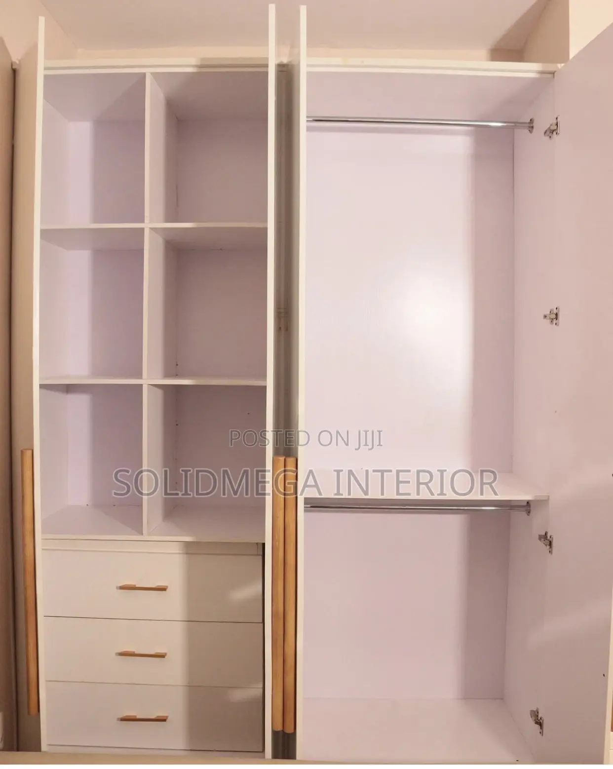 Solid Interior Wallrobe’S