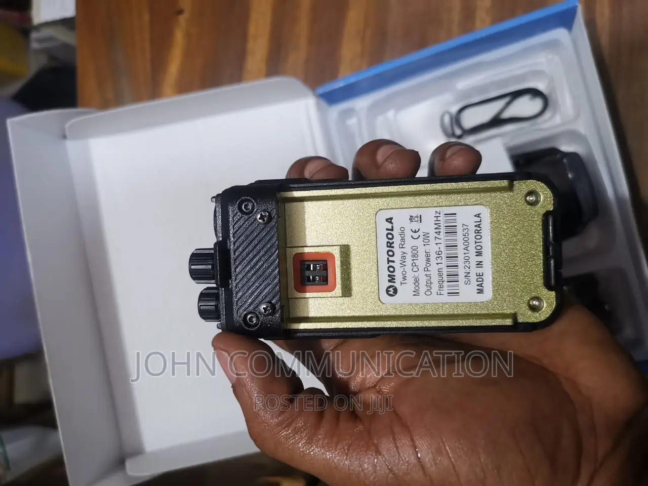 Motorola Cp1800 Walkie-Talkie Radio VHF