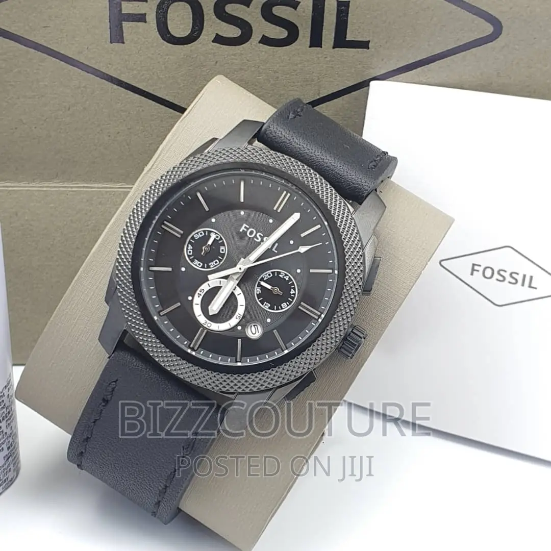 Original FOSSIL Leather Strap Watch Available in Store