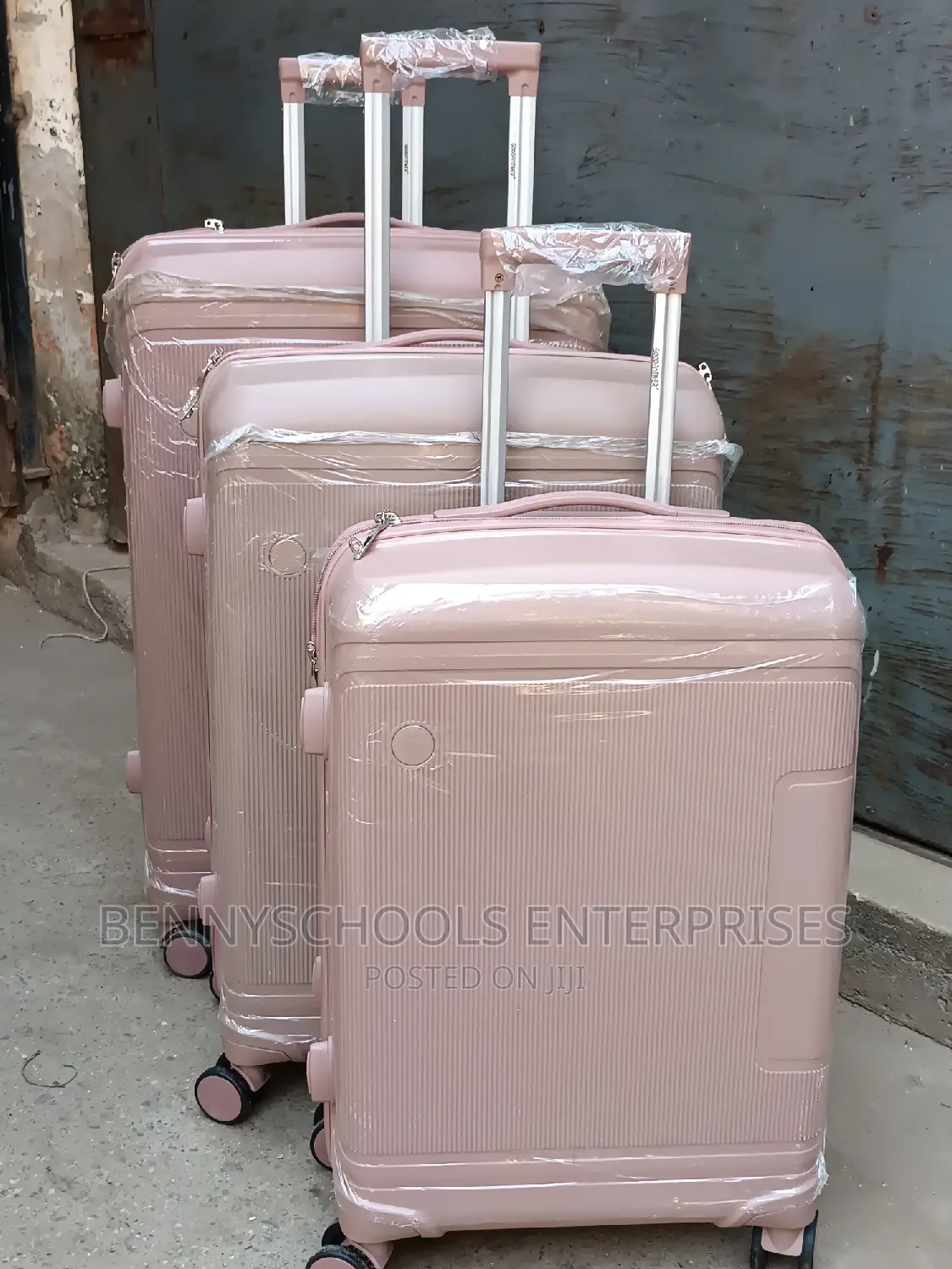 Set of 3 Unbreakable Elastic Rubber Travelling Luggage Boxes