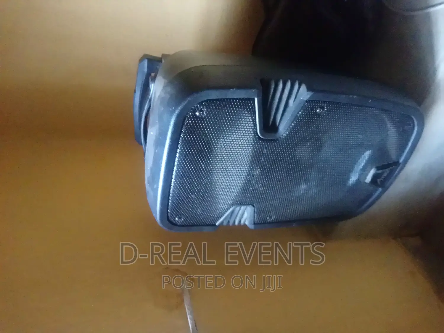 Bluetooth Speaker , Microphone for Rent