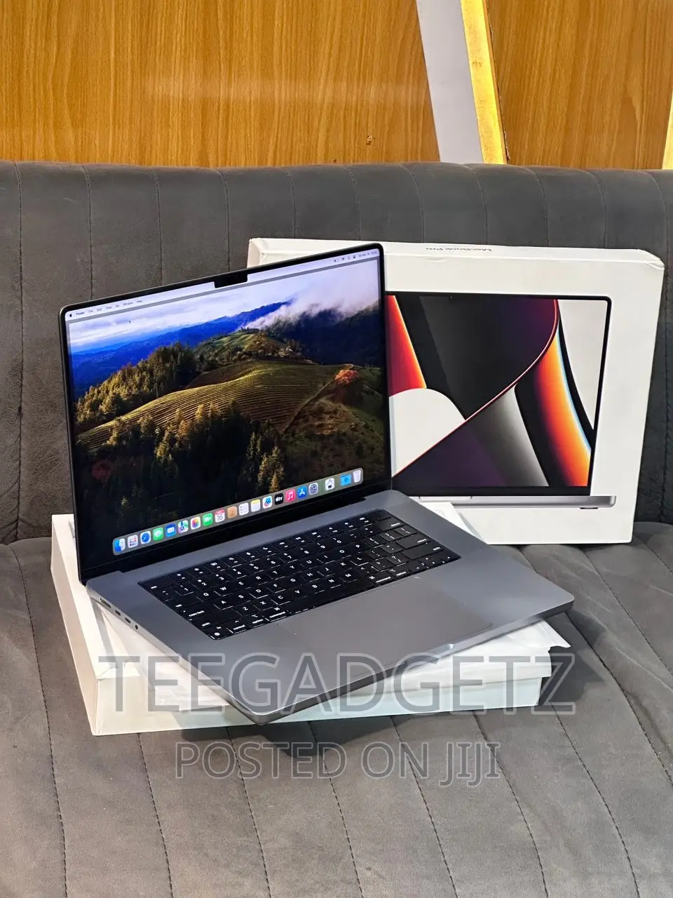Laptop Apple MacBook Pro 2021 M1 16GB Apple M1 SSD 512GB