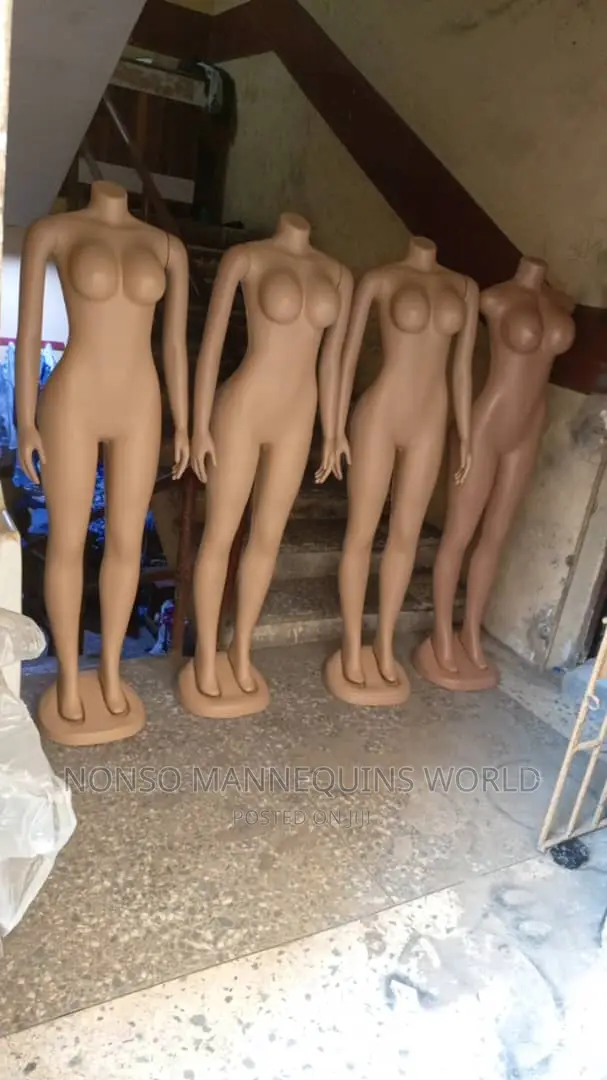 Female Size 10 No Head but Has Hands Plastic Dummy