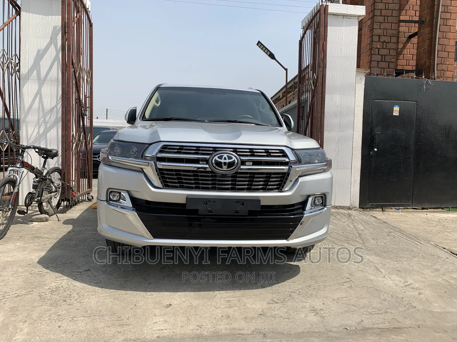 Toyota Land Cruiser 4.5 V8 GXR 2016 Silver