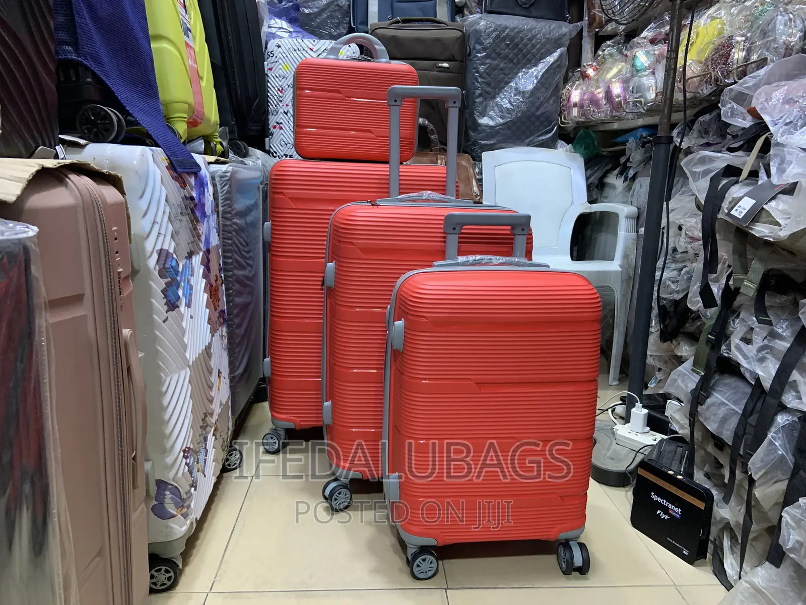 Set of Unbreakable Quality Travel Luggage With Kit