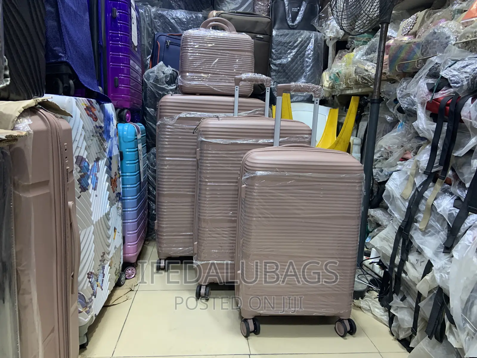 Set of Quality Unbreakable Good Pathner Travel Luggage