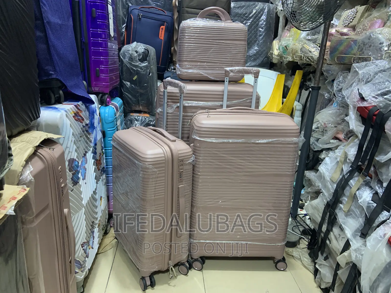 Set of Quality Unbreakable Good Pathner Travel Luggage