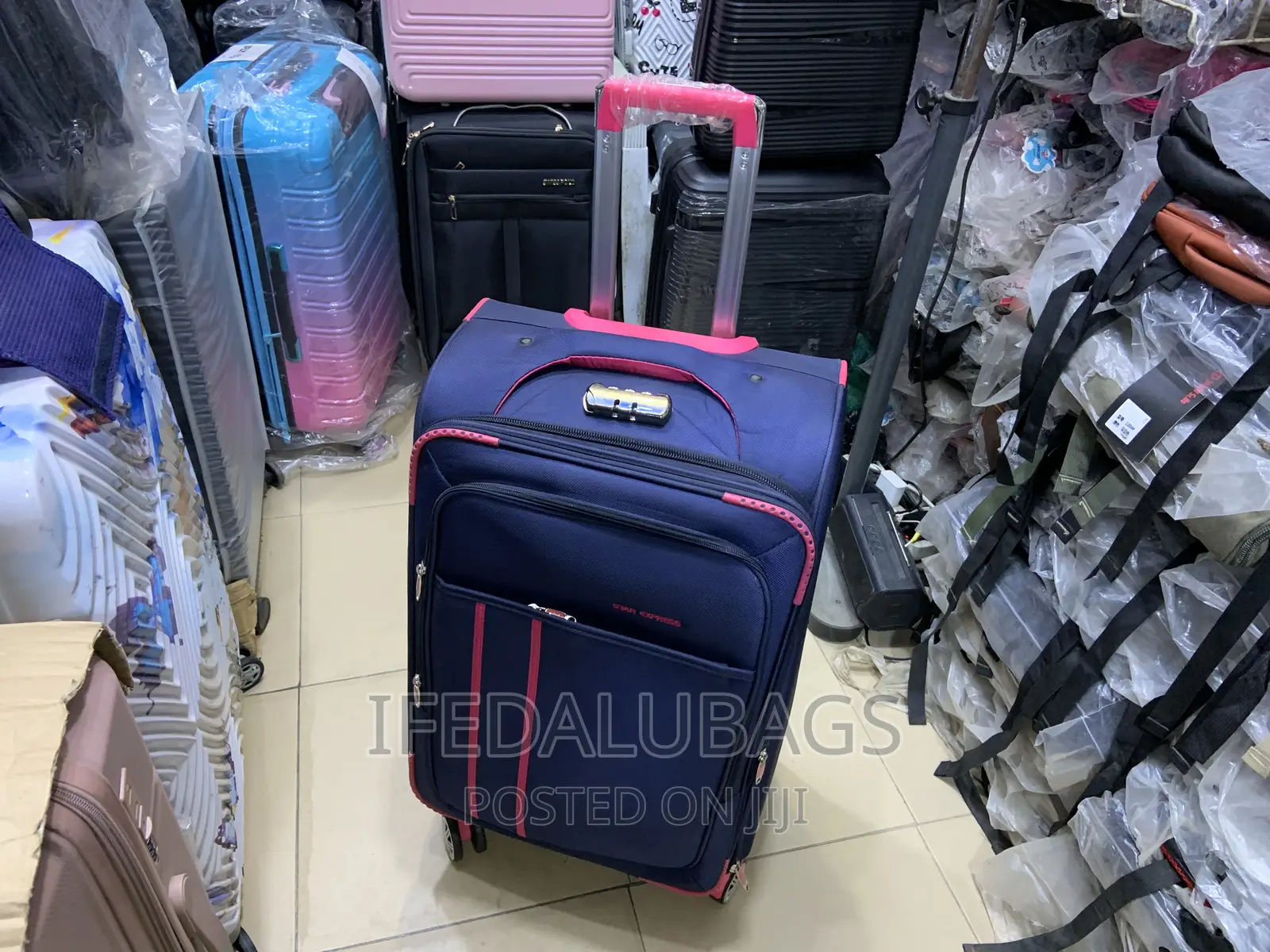 Medium Size Quality Travel Luggage With Detachable Wheels