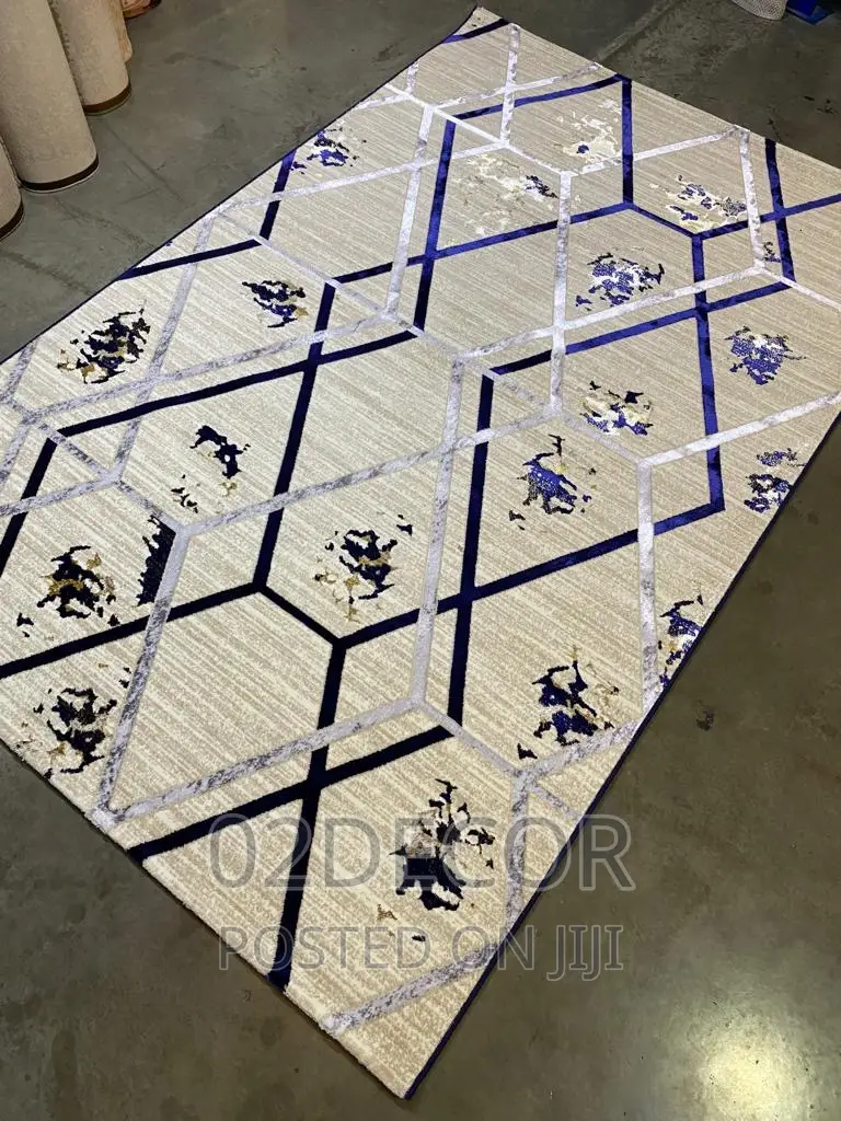 Floral Design Rug (5/7 and 7/10)