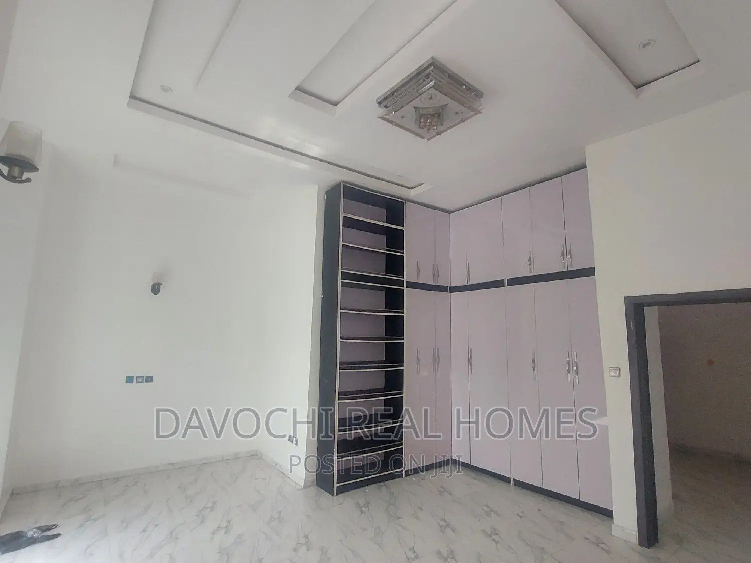 Newly Refurbished 4bedrooms Semi Detached Duplex With BQ
