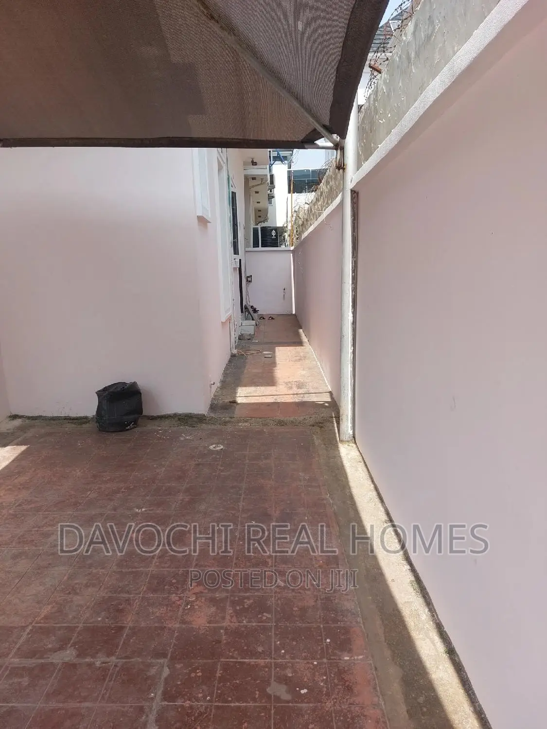 Newly Refurbished 4bedrooms Semi Detached Duplex With BQ