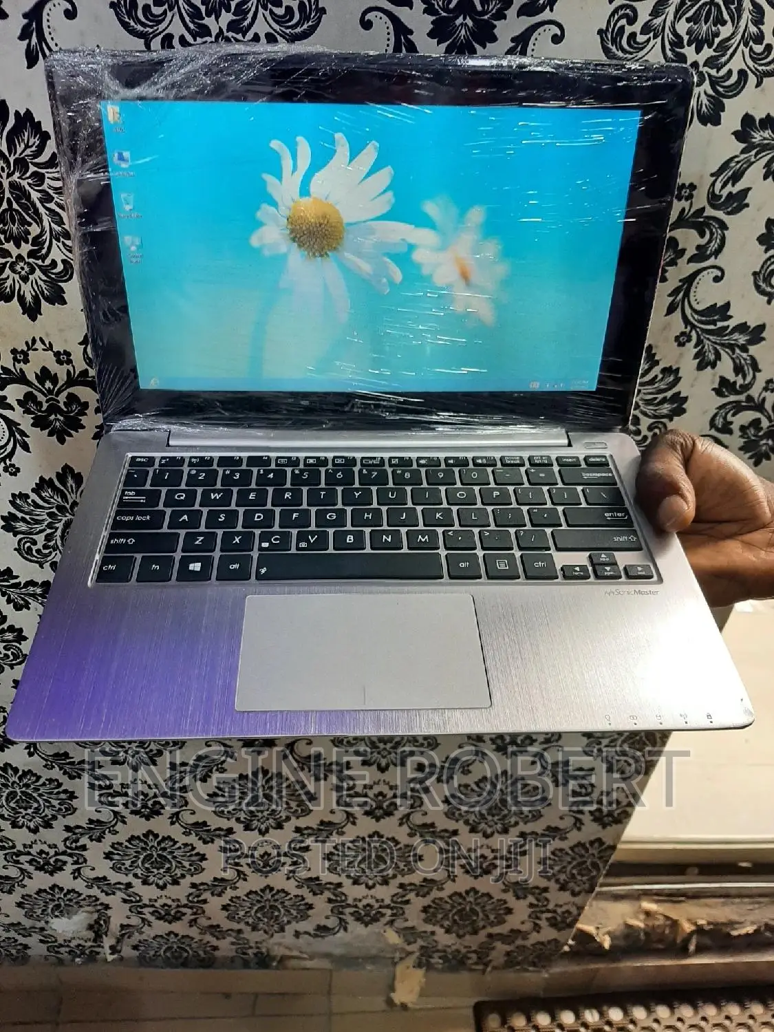 Laptop Asus Q525UA 2GB Intel HDD 320GB