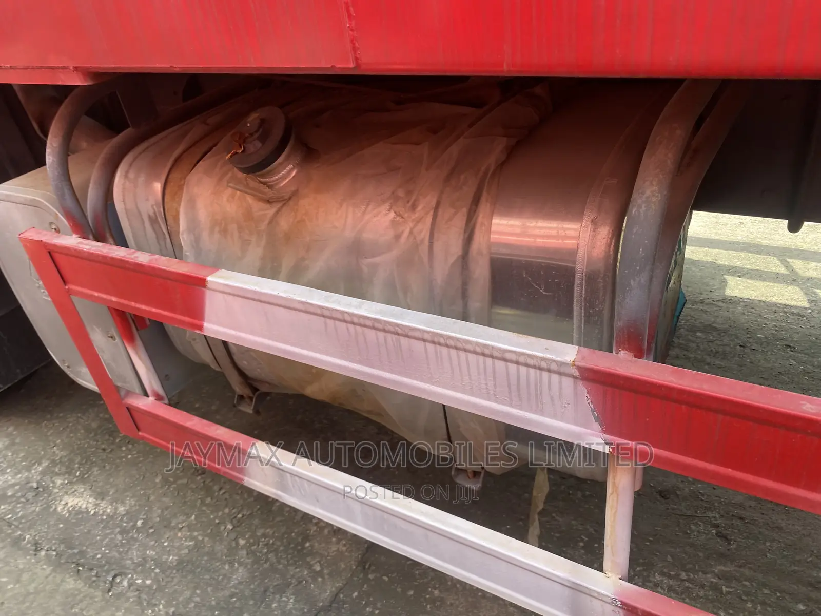 Howo 371 10tyres Red