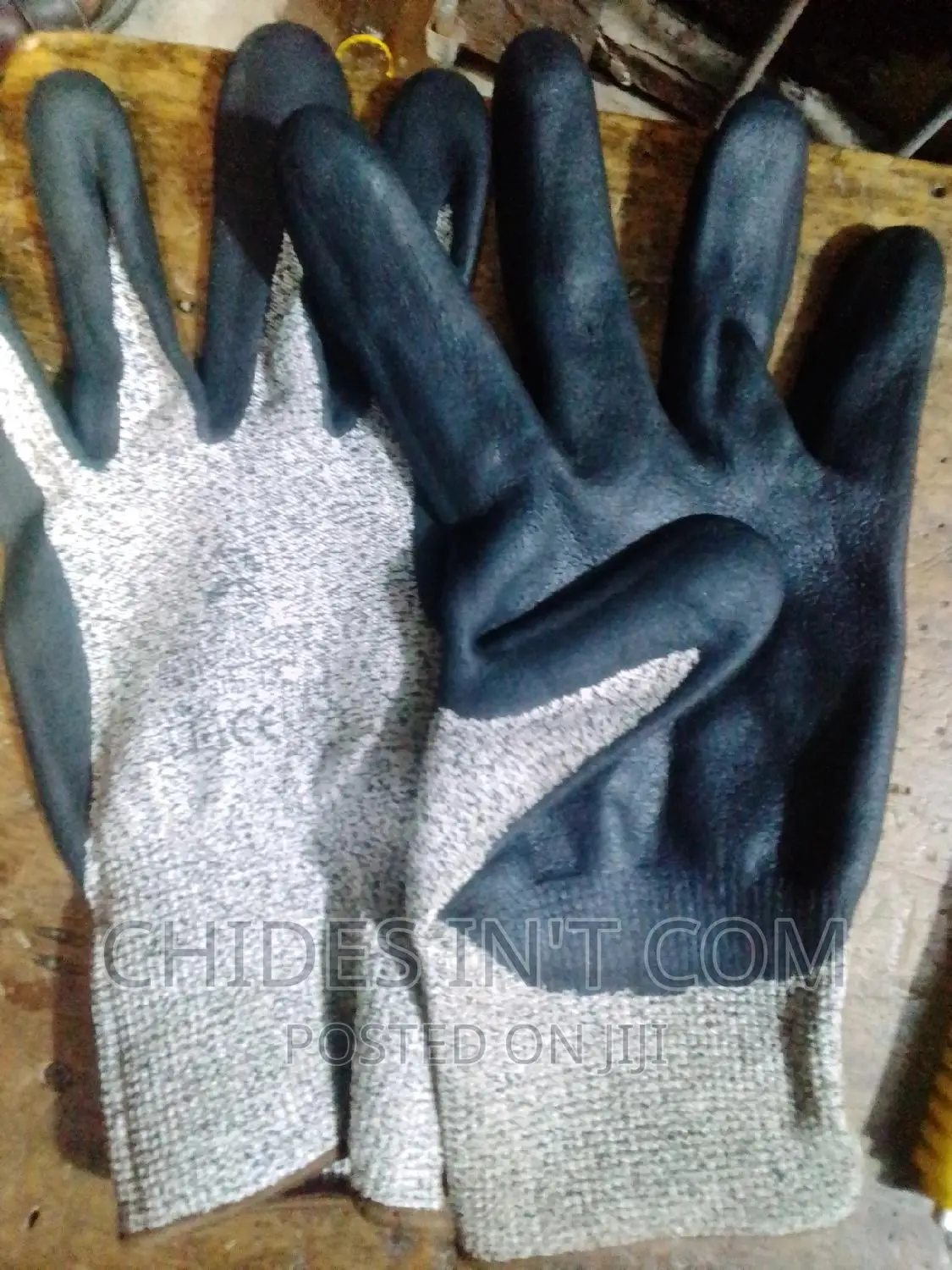 Anti Cut Hand Glove