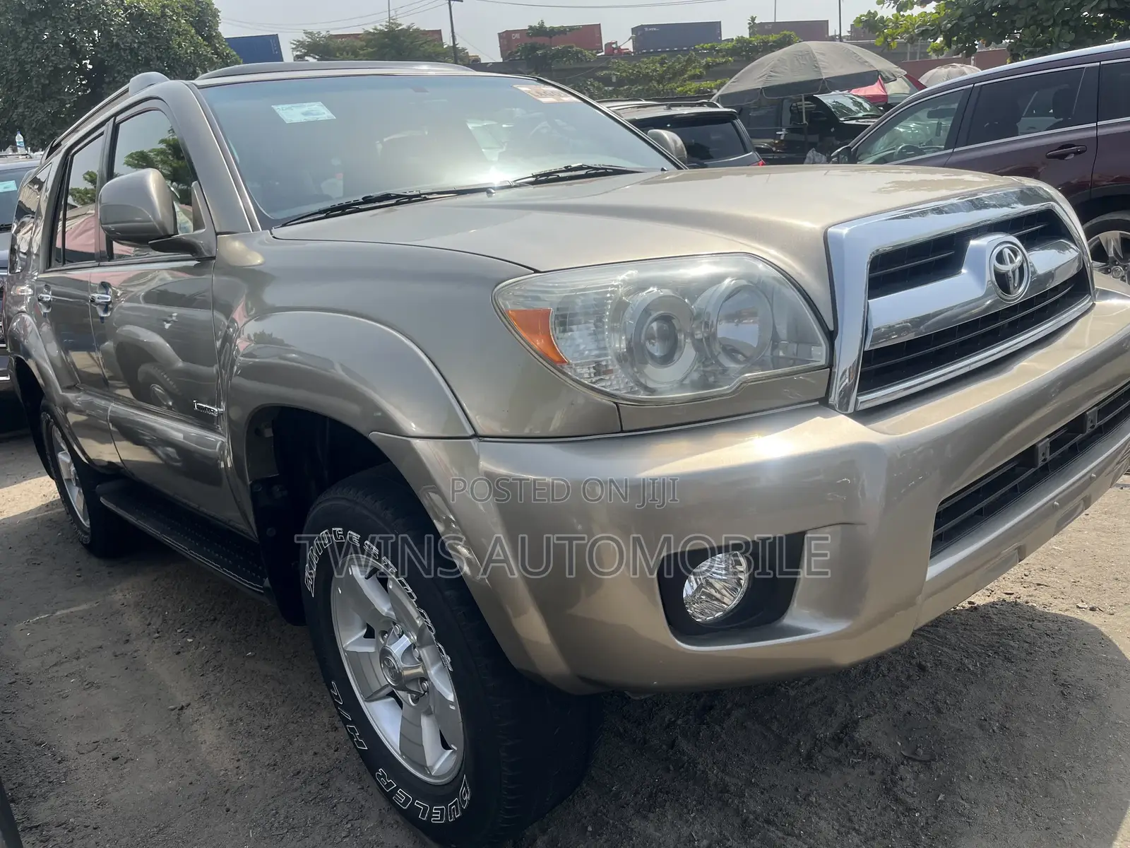 Toyota 4-Runner Limited 2008 Gold