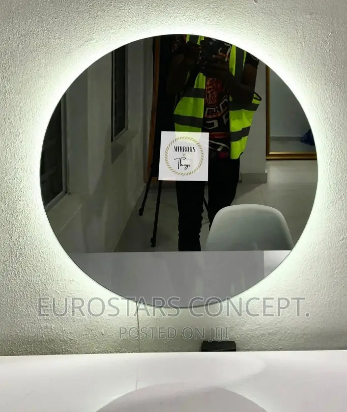 Round Shape Wall Mirrors With Led Lights