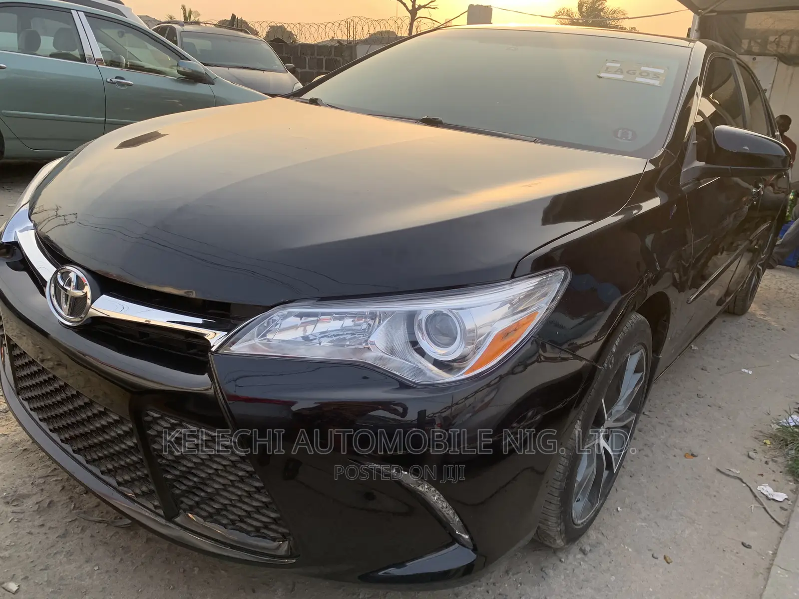 Toyota Camry 2016 Black