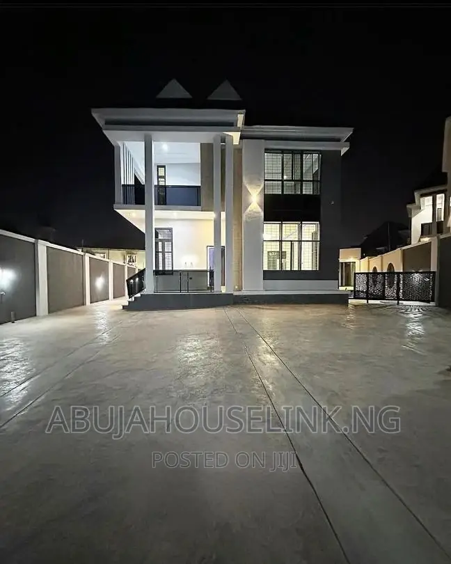 5bdrm Duplex in Apo Resettlement for sale