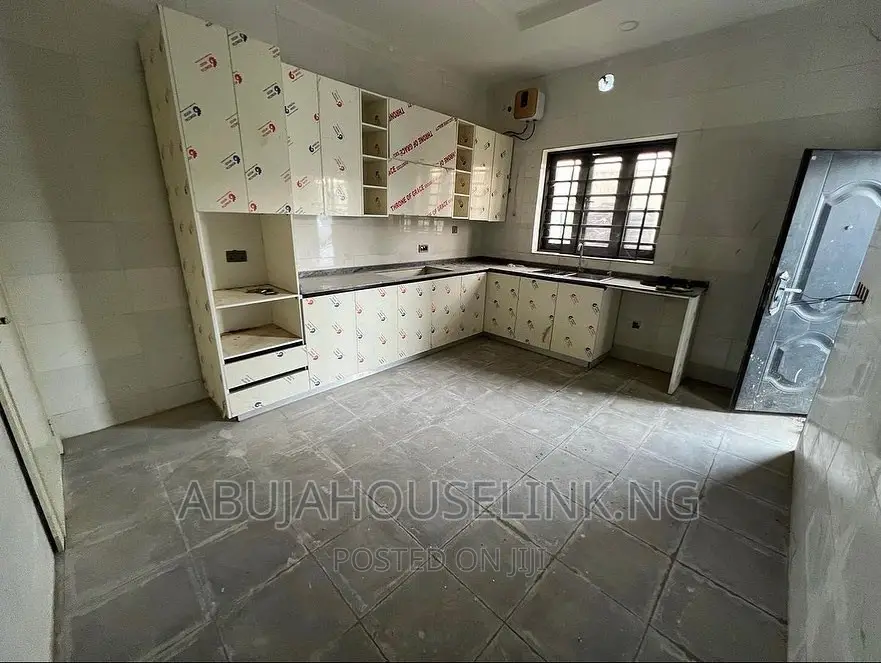 4bdrm Duplex in Gwarimpa Abuja, Gwarinpa for sale