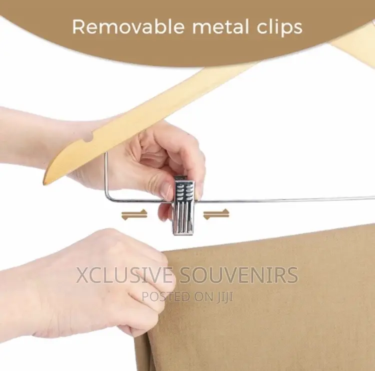 10pcs Wooden Hanger With Clip