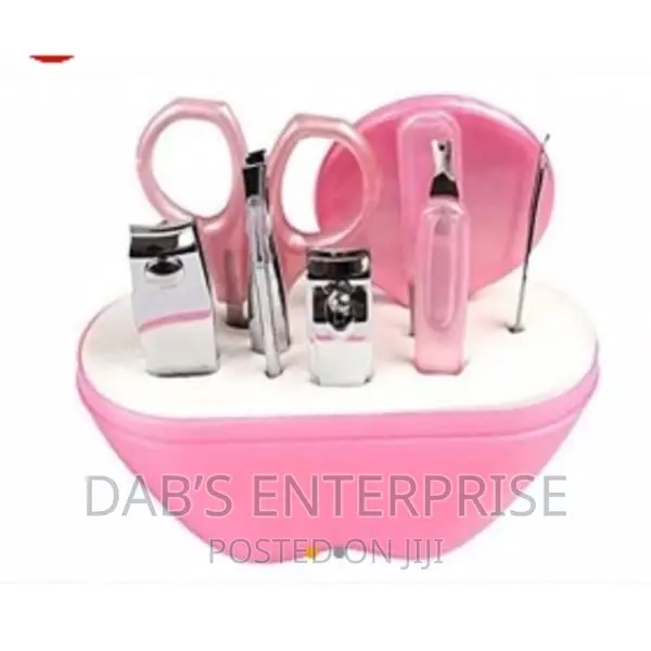 Apple Shaped Manicure Set