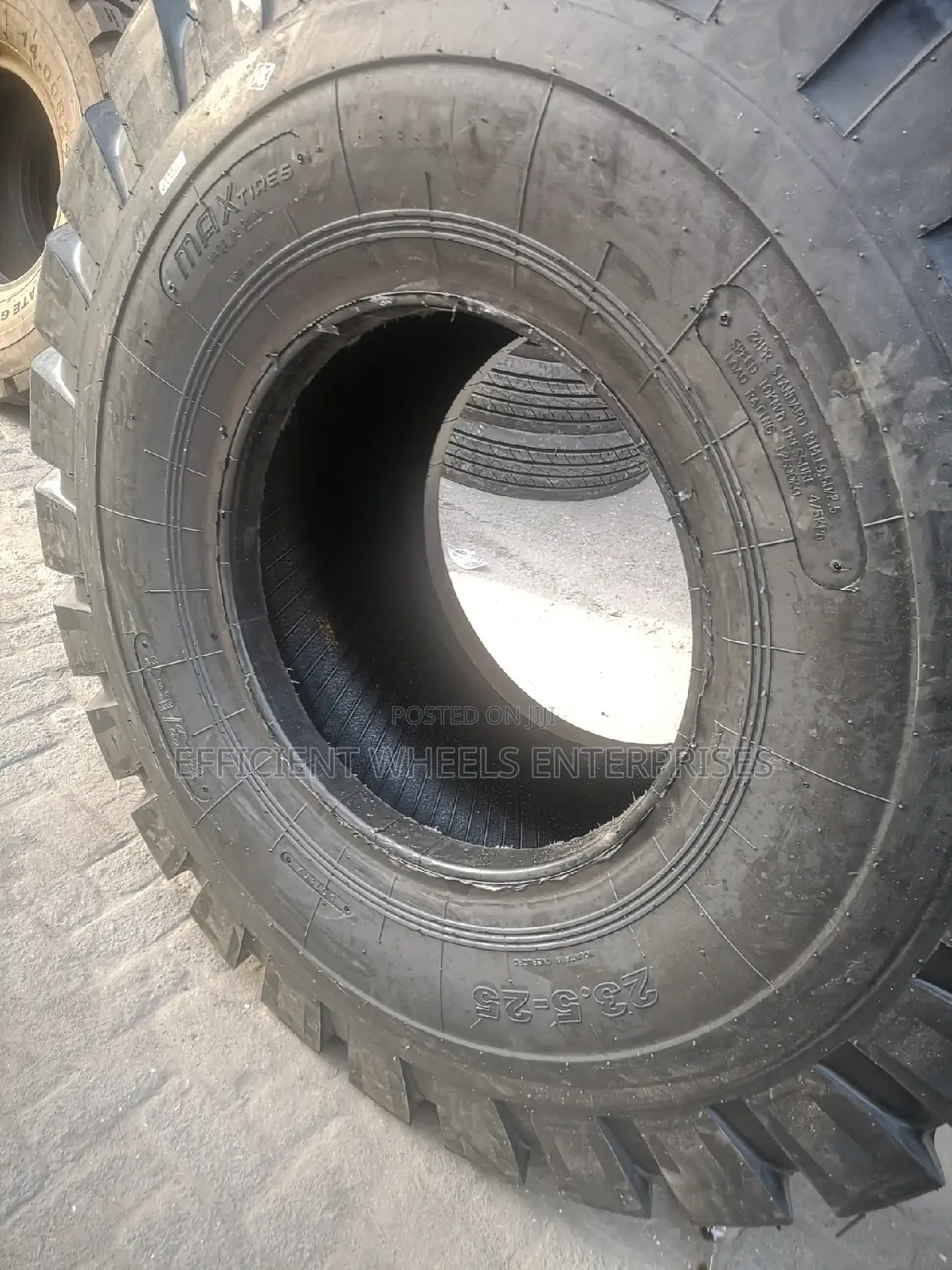 23.5-25 Maxtires Nylon Tubeless