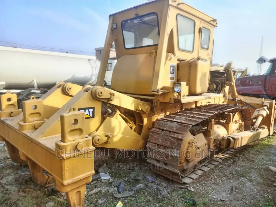 Dozer D7G Cat