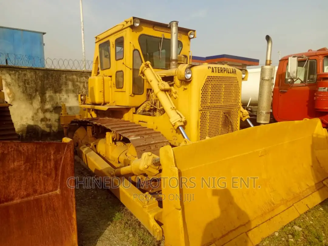Dozer D7G Cat