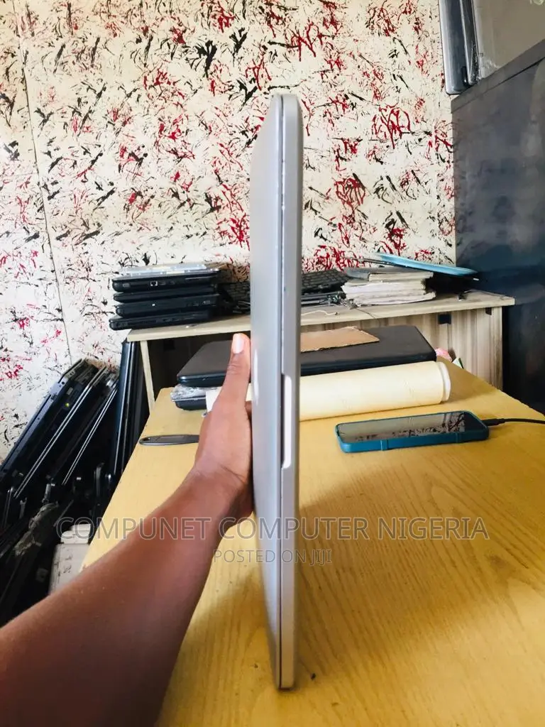Laptop Apple MacBook 2015 8GB Intel Core I5 SSD 128GB