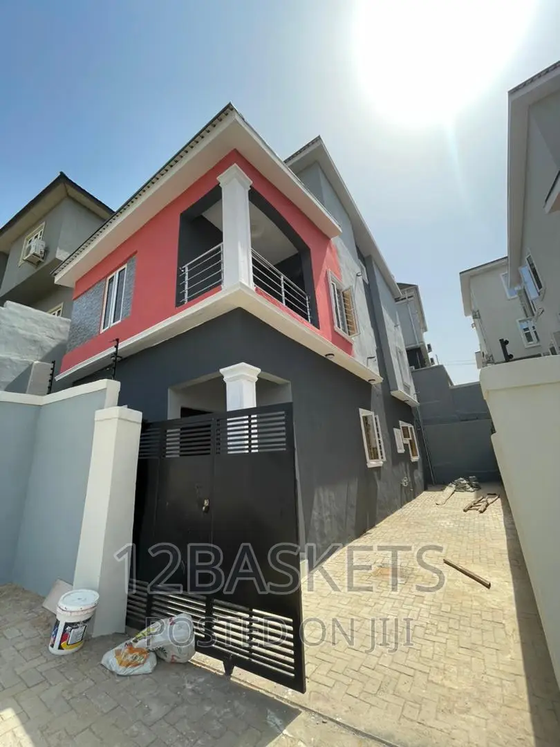 Furnished 4bdrm Duplex in Magodo Phase 1 for sale