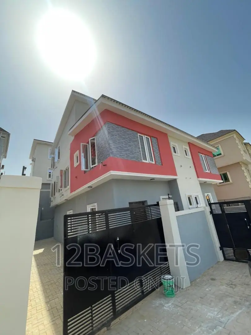 Furnished 4bdrm Duplex in Magodo Phase 1 for sale