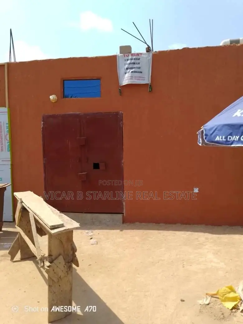 A Very Big Shop at Odinukwe, Abakaliki for Rent