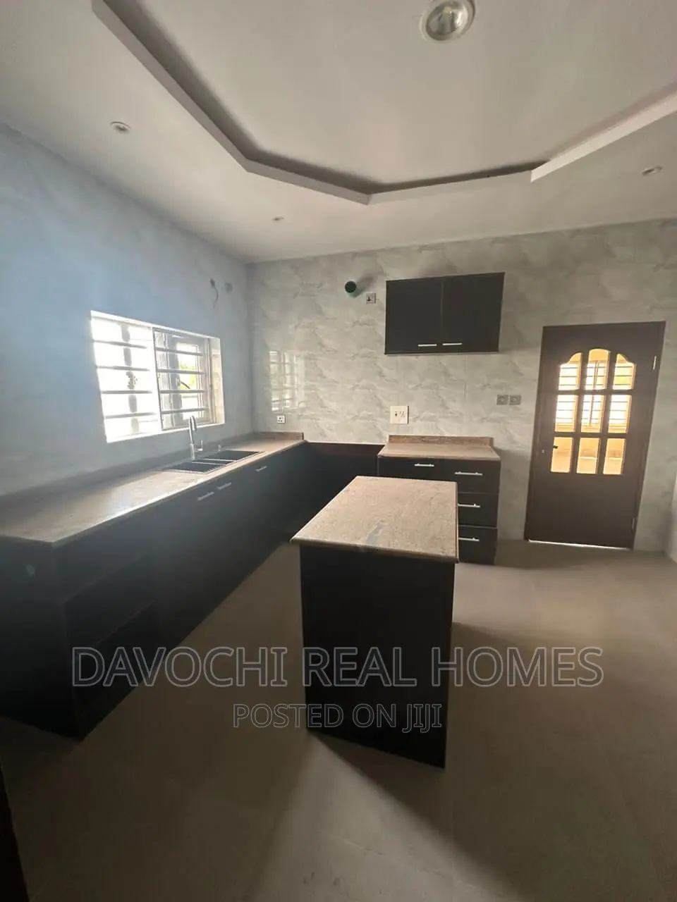 4bdrm Duplex in Osapa London, Lekki for rent