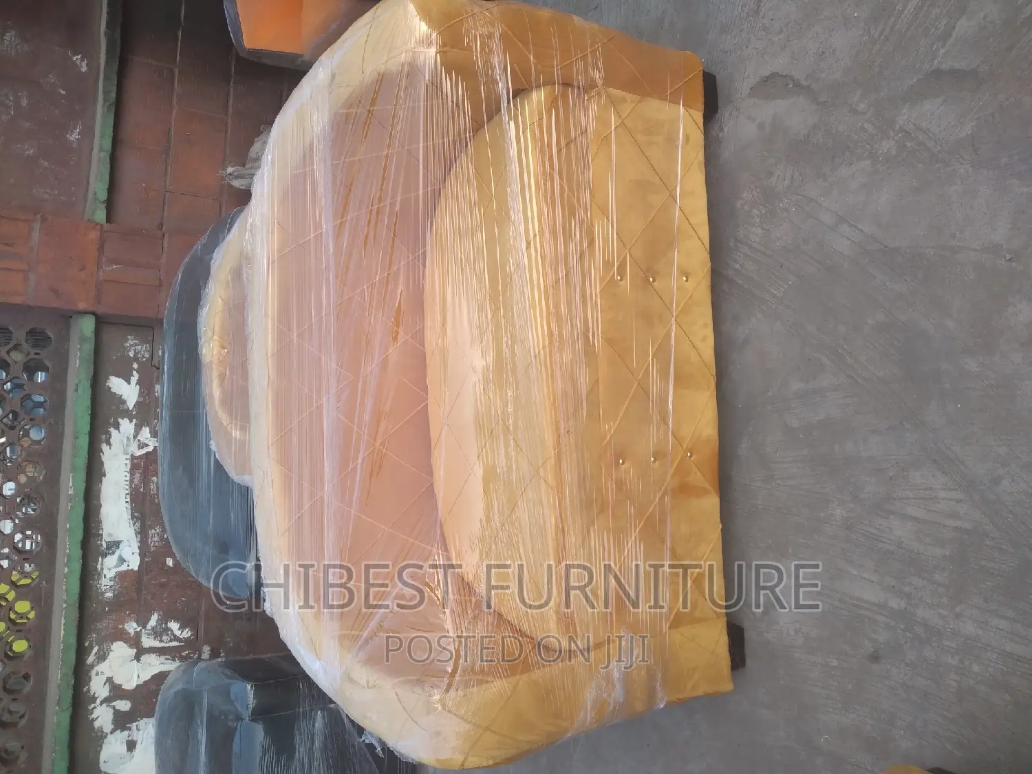 Quality Double Seater Ulphostery Padded Sofa Fabric Chair
