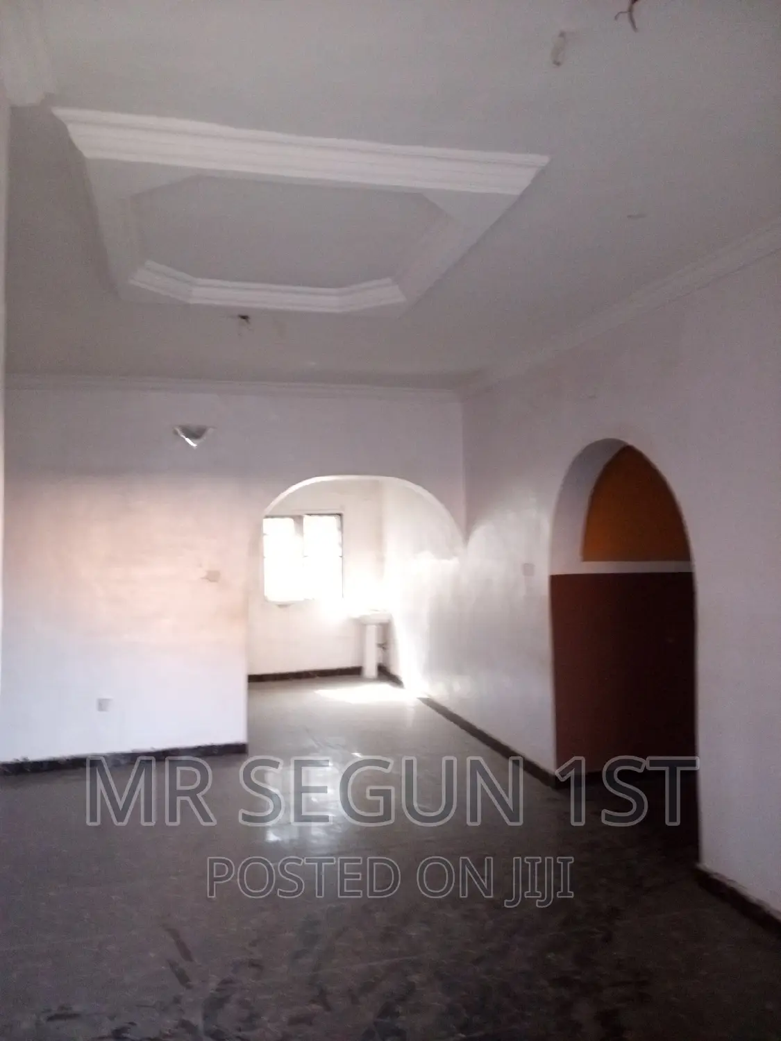 3bdrm Block of Flats in Double T Estate, Akala Express for rent