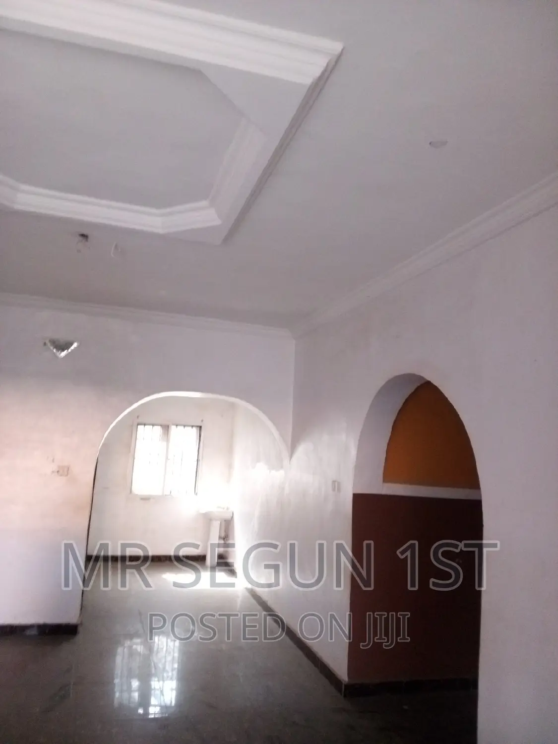 3bdrm Block of Flats in Double T Estate, Akala Express for rent
