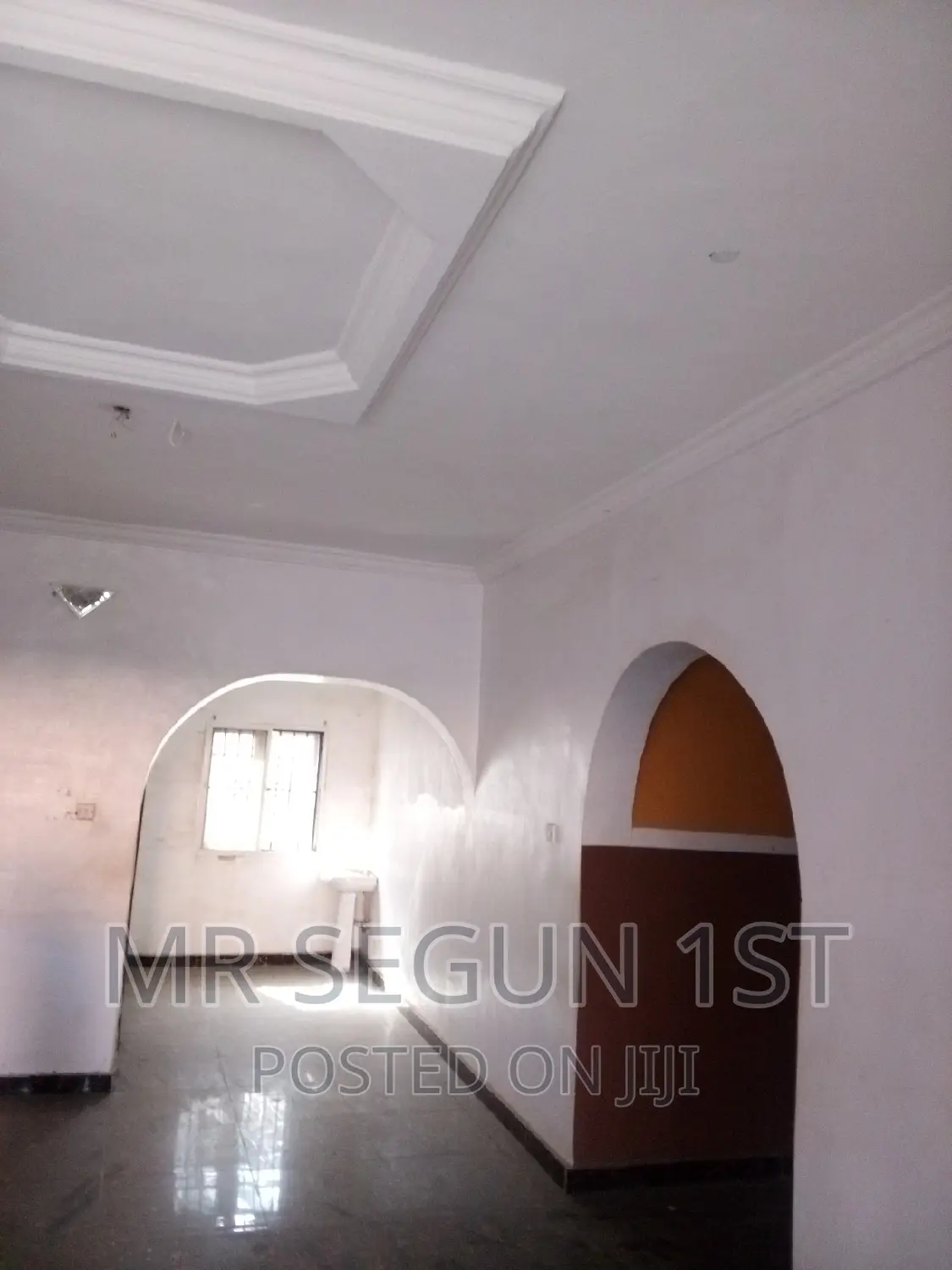 3bdrm Block of Flats in Double T Estate, Akala Express for rent
