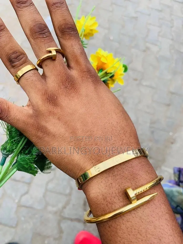 Ice Studded Bracelet for Ladies