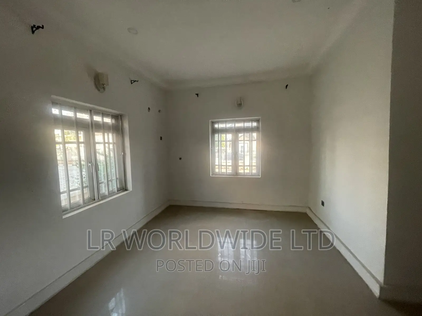 6bdrm Duplex in Riverpark, Lugbe District for sale