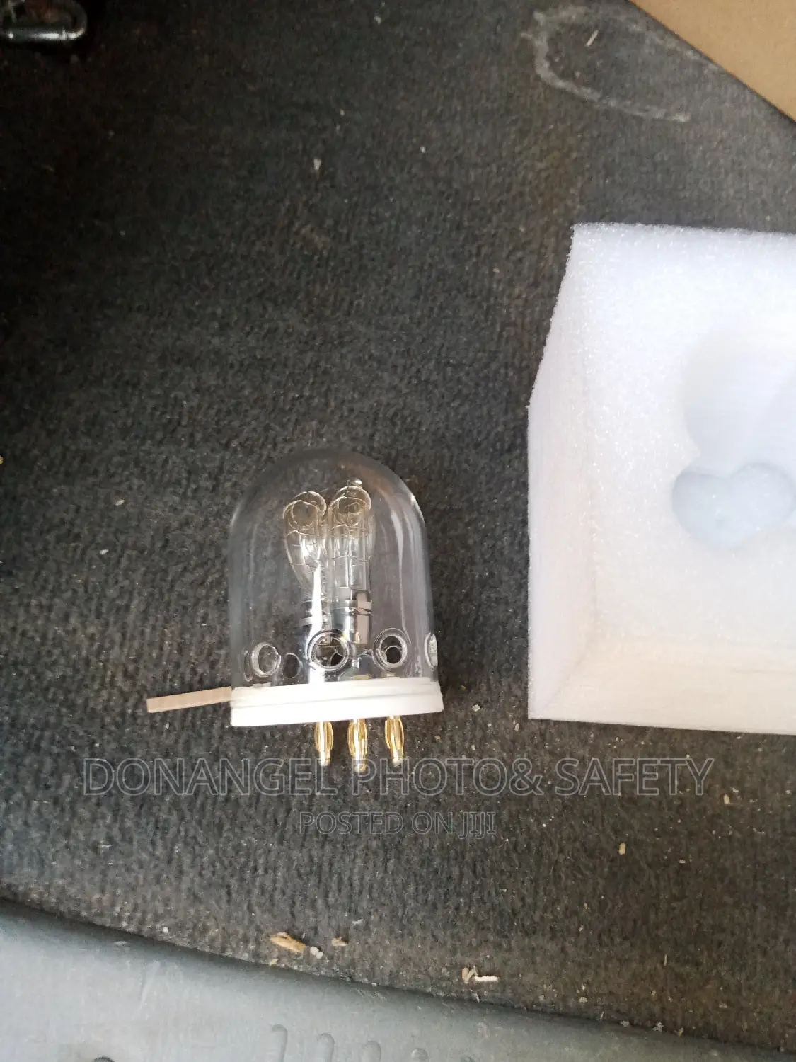 AD600BM Bulb