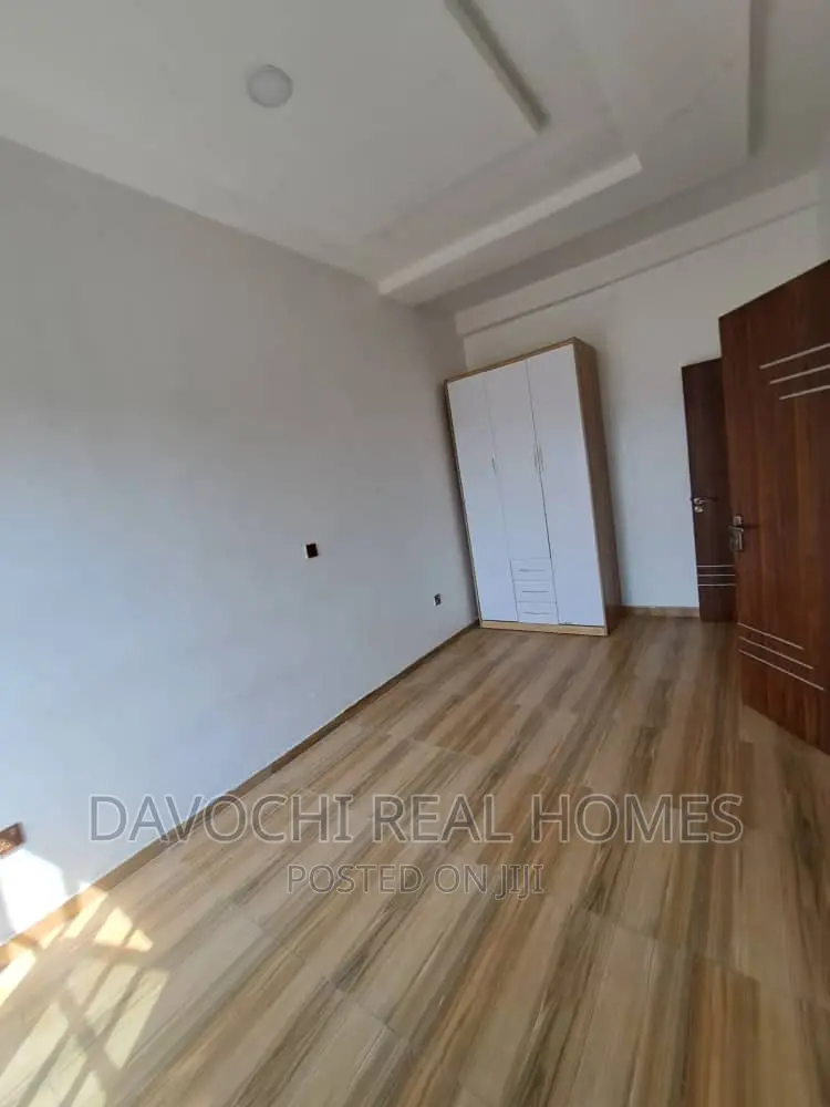 2bdrm Apartment in Ikate, Lekki for rent