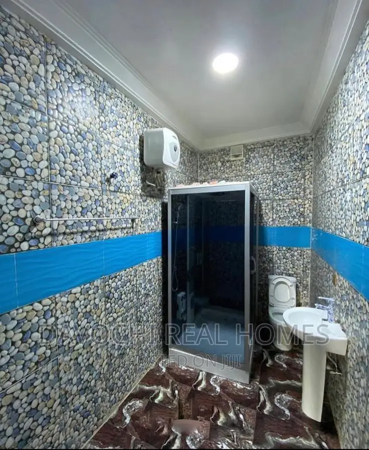 2bdrm Apartment in Ikate, Lekki for rent