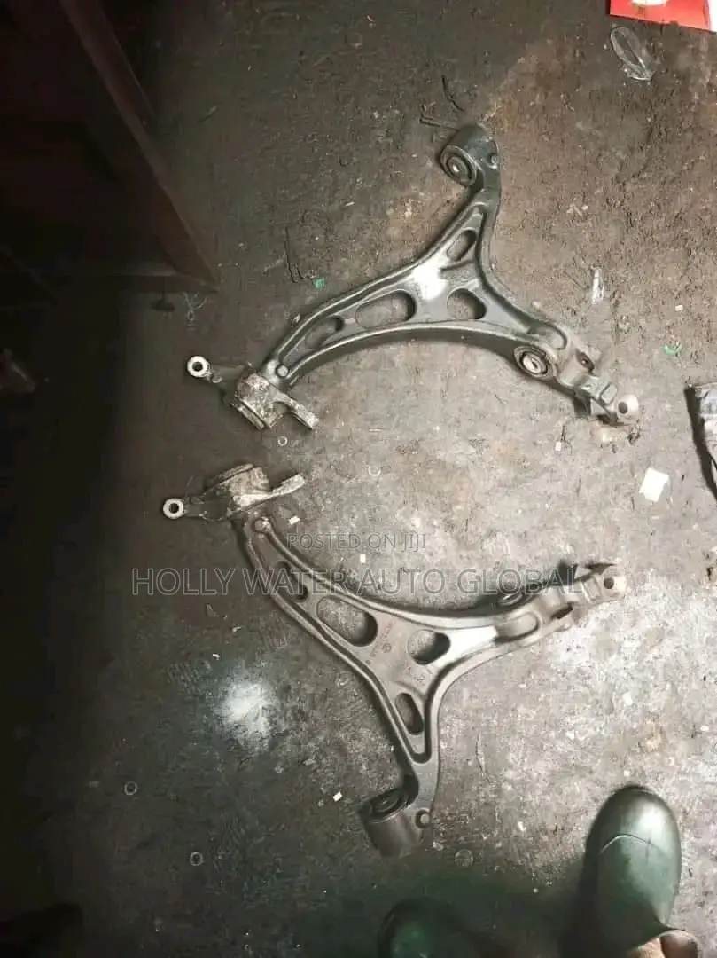 Complete Front Arms for Jeep Cherokee